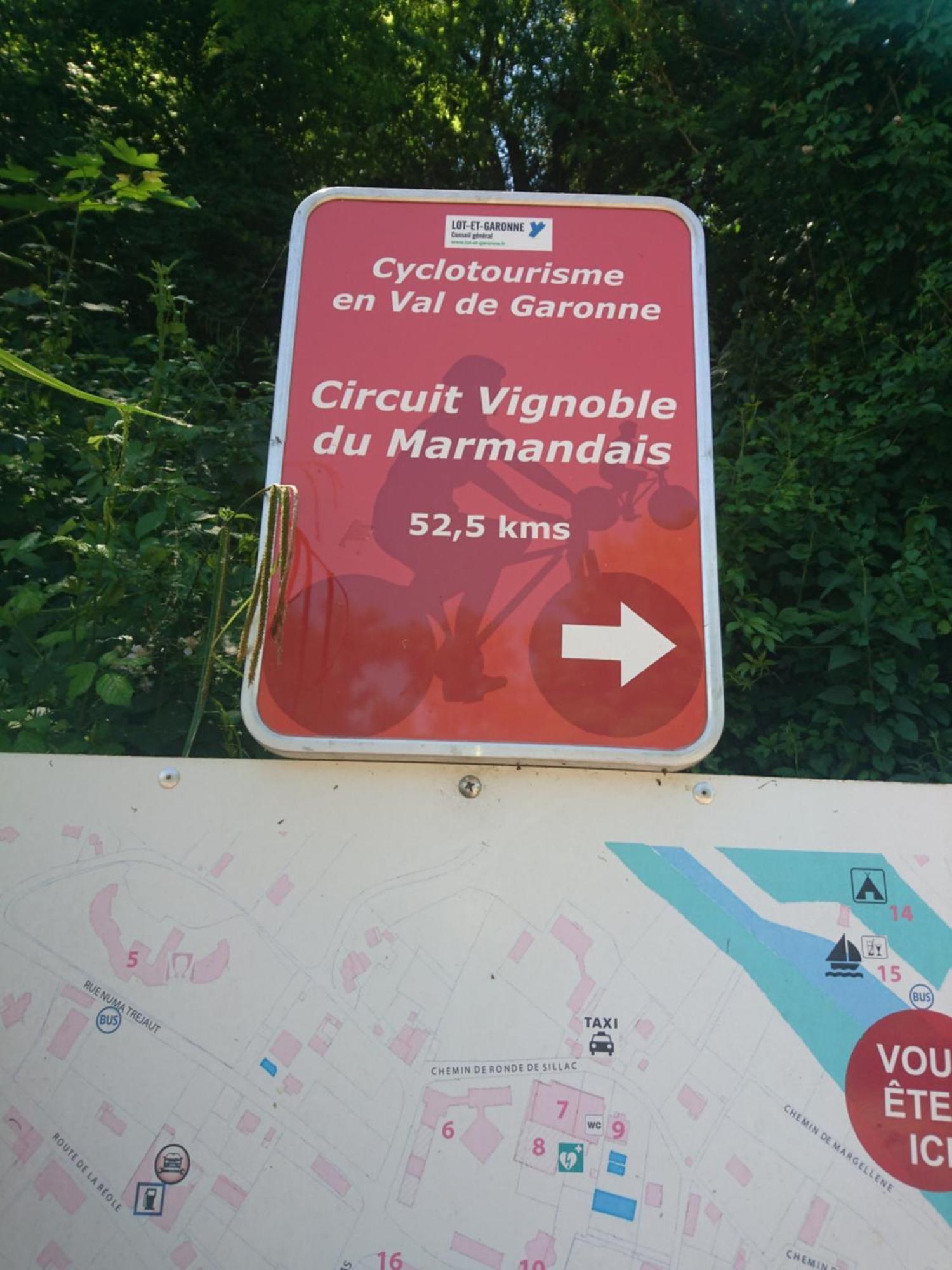 Location Meublee Au Milieu D'Un Ecrin De Verdure Aux Vieux Fours Noaillac Bagian luar foto